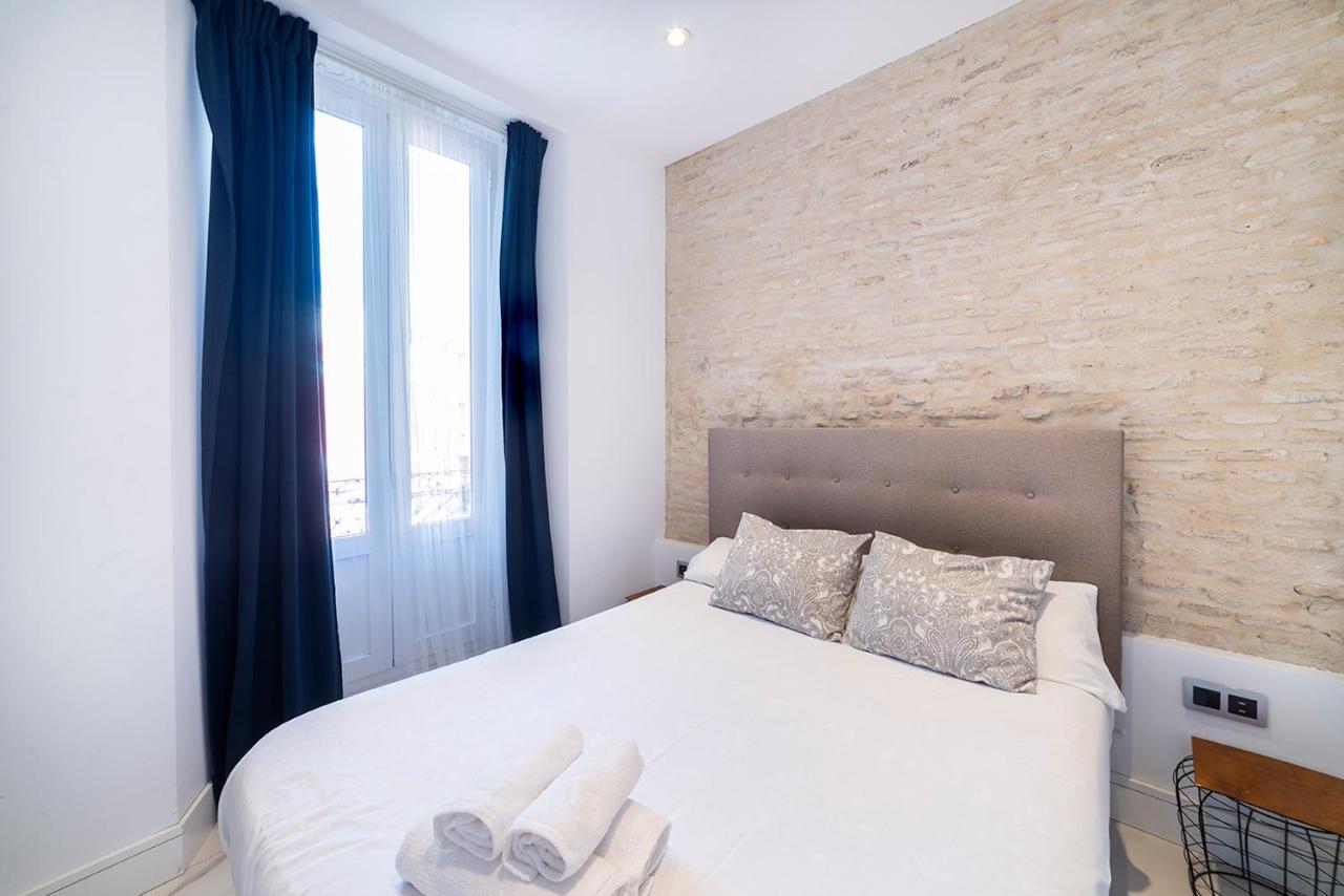 Alohamundi Adriano Apartment Seville Exterior photo